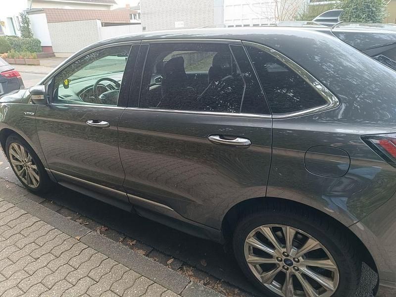 Gebraucht Ford Edge Vignale 210 PS (154 kW) 2018 Grau SUV