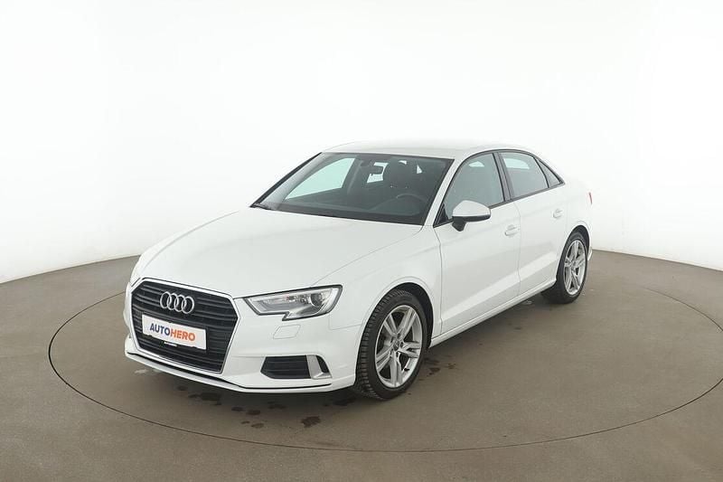 Gebraucht Audi A3 Sport 116 PS (85 kW) 2017 Weiß Limousine