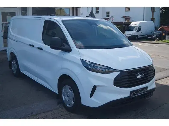 Gebraucht Ford Transit Custom 110 PS (80 kW) 2024 Frozen white Van / Kleinbus