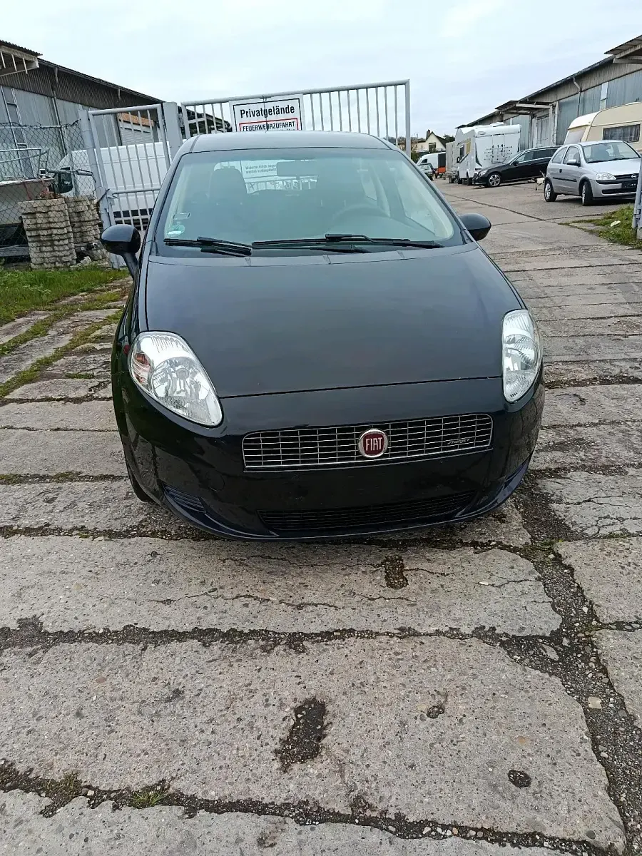 Gebraucht Fiat Punto 95 PS (69 kW) 2008 Schwarz Kleinwagen