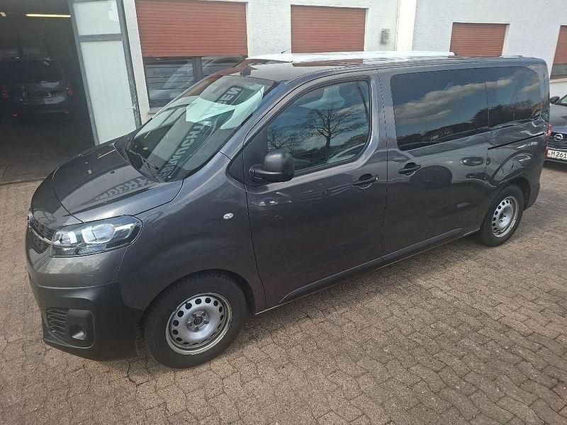 Gebraucht Opel Zafira Life 120 PS (88 kW) 2022 Grau Van / Kleinbus