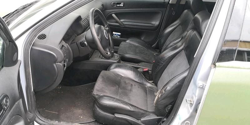 Gebraucht VW Passat 150 PS (110 kW) 1998 Silber Kombi