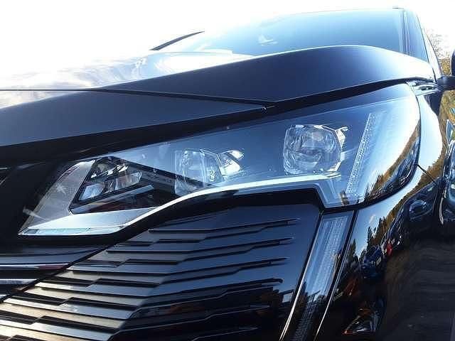 Schwarz metallic Gebraucht 2022 Peugeot 3008 GT | 25.700 € (Fairer Preis) - Bild 1/4