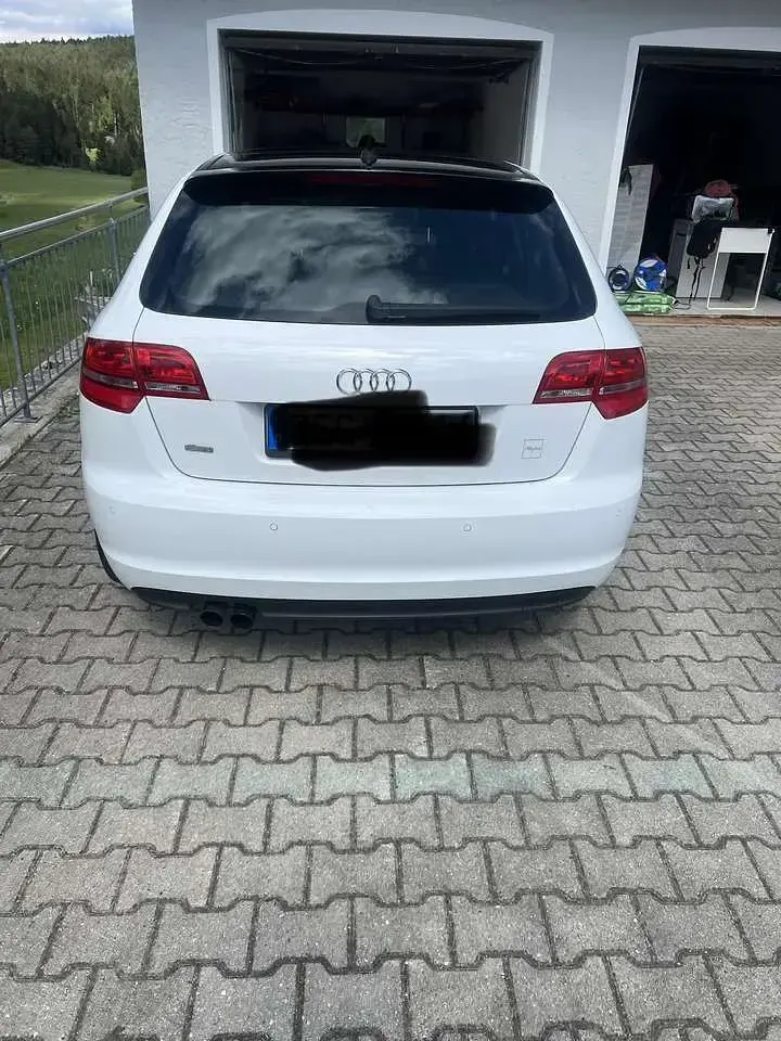 Gebraucht Audi A3 S-Line 170 PS (125 kW) 2011 Weiß Kleinwagen