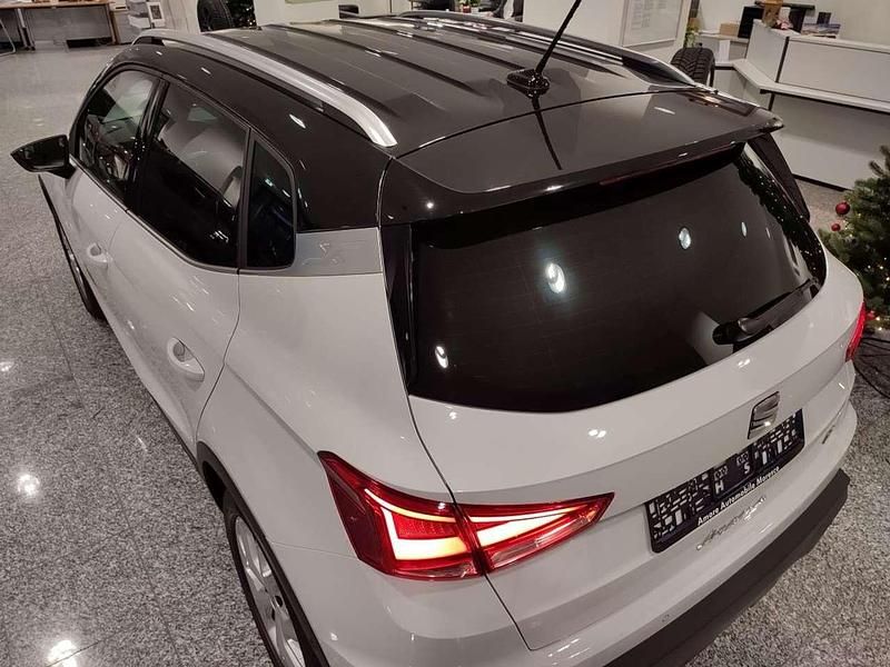 Gebraucht Seat Arona FR 110 PS (80 kW) 2022 Nevadaweiß dach schwarz SUV