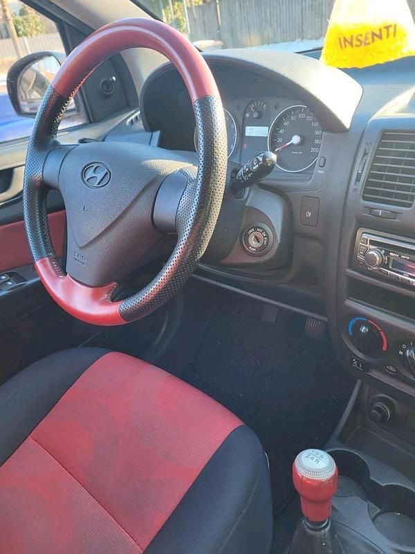 Gebraucht Hyundai Getz 67 PS (49 kW) 2008 Rot Kleinwagen