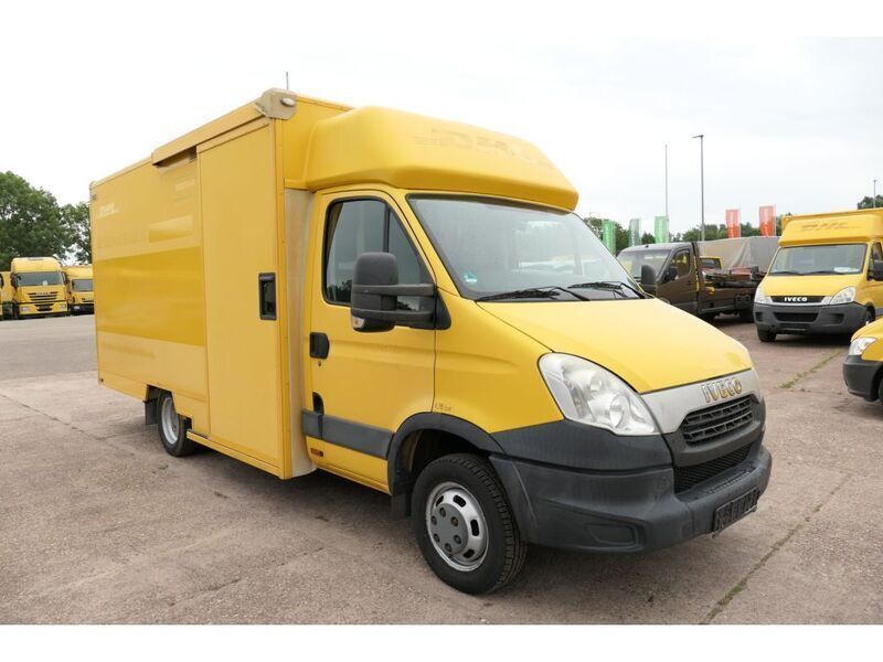 Gelb Gebraucht 2013 Iveco Daily Van | 12.495 € - Bild 1/4
