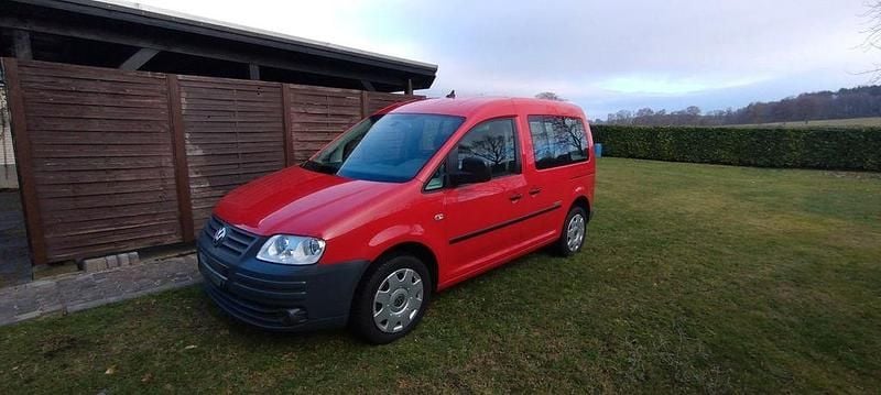 Rot Gebraucht 2010 VW Caddy Life Van / Kleinbus | 3.800 € (Guter Preis) - Bild 1/4