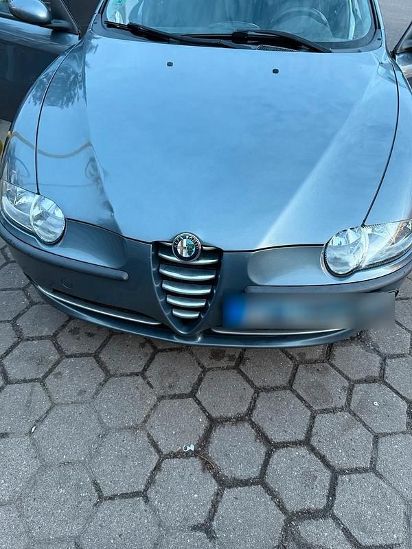 Gebraucht Alfa Romeo 147 120 PS (88 kW) 2006 Silber Kleinwagen