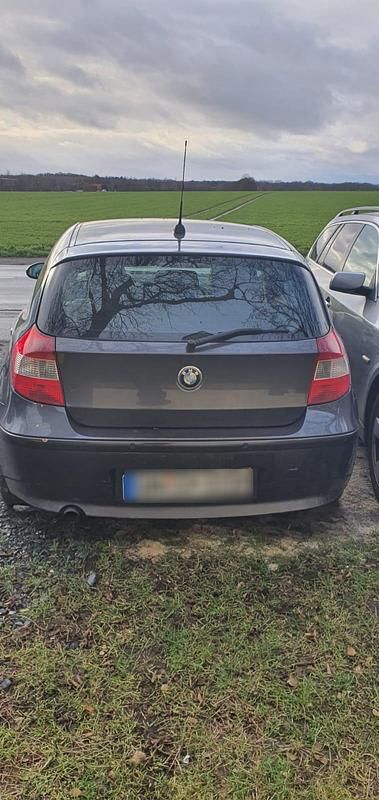 Gebraucht BMW 116 116 PS (85 kW) 2004 Grau Kleinwagen