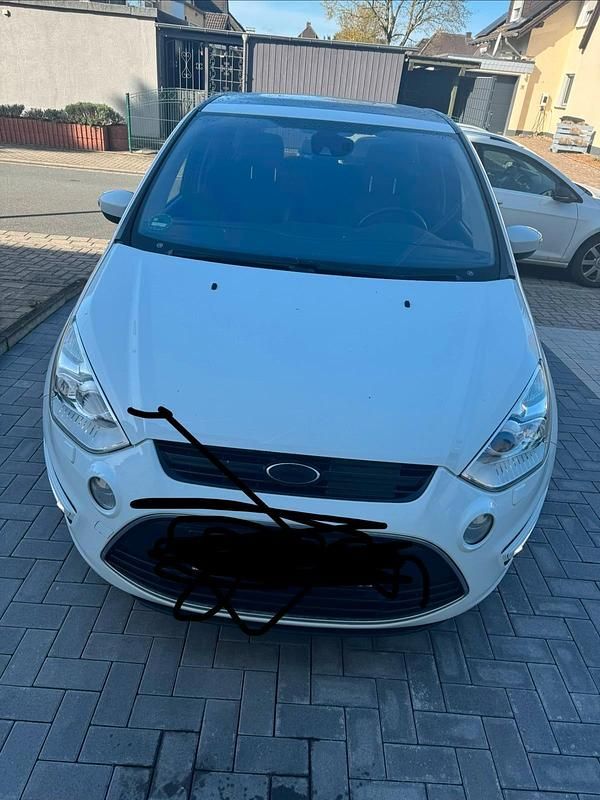 Gebraucht Ford S-MAX Titanium 163 PS (119 kW) 2014 Weiß Van / Kleinbus