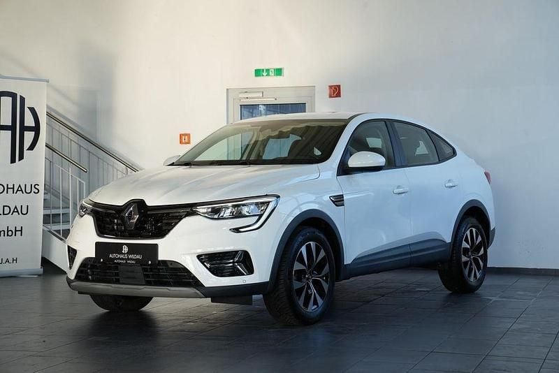 Gebraucht Renault Arkana Zen 140 PS (102 kW) 2022 Weiss SUV
