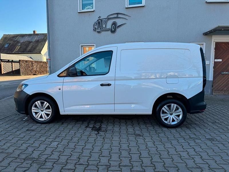 Gebraucht VW Caddy 75 PS (55 kW) 2021 Weiß Van / Kleinbus