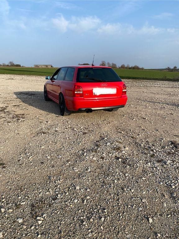 Gebraucht Audi S4 Sport 265 PS (194 kW) 2001 Rot Kombi