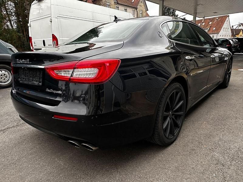 Gebraucht Maserati Quattroporte 275 PS (202 kW) 2018 Schwarz Limousine