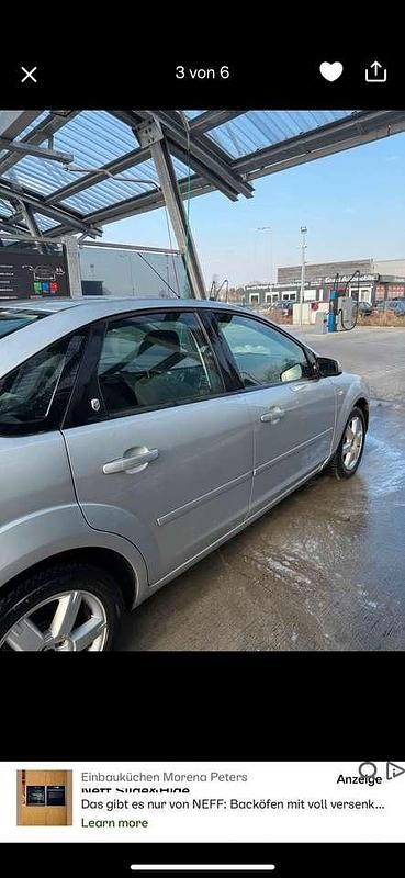 Gebraucht Ford Focus Ghia 145 PS (106 kW) 2005 Grau Limousine