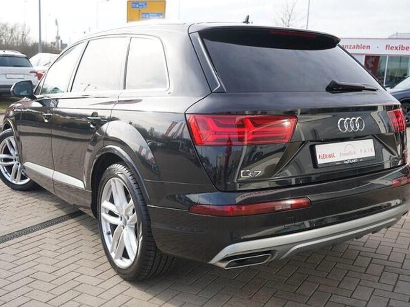 Gebraucht Audi Q7 Ambiente 231 PS (169 kW) 2019 Schwarz SUV