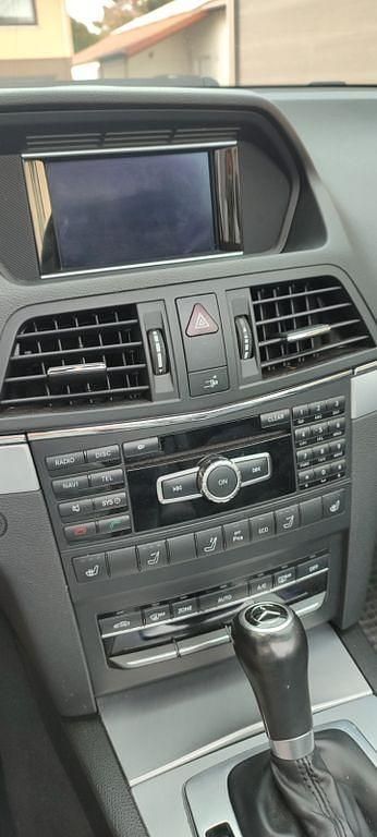 Gebraucht Mercedes E200 184 PS (135 kW) 2013 Silber Cabrio