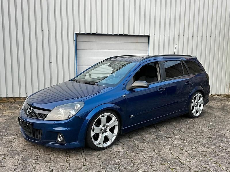 Blau Gebraucht 2006 Opel Astra OPC Kombi | 3.250 € - Bild 1/4