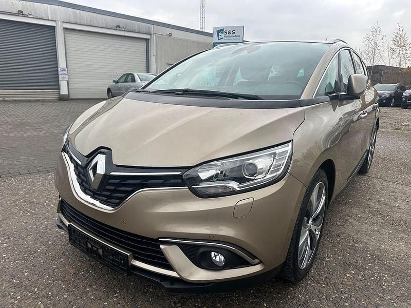 Gold Gebraucht 2017 Renault Scénic IV Intens Van / Kleinbus | 12.990 € (Guter Preis) - Bild 1/4