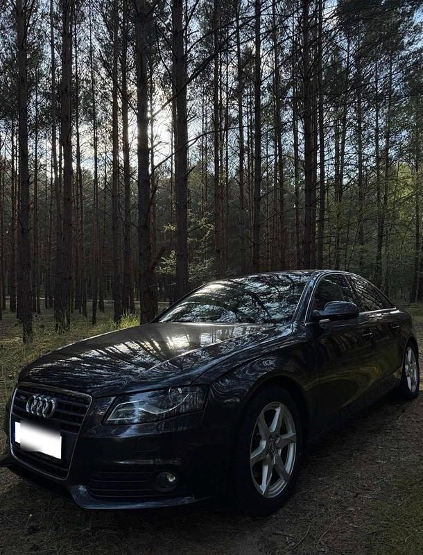 Gebraucht Audi A4 Ambition 160 PS (117 kW) 2010 Schwarz Limousine