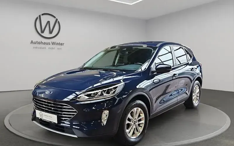 Używany Ford Kuga Titanium 190 KM (139 kW) 2020 Niebieski SUV