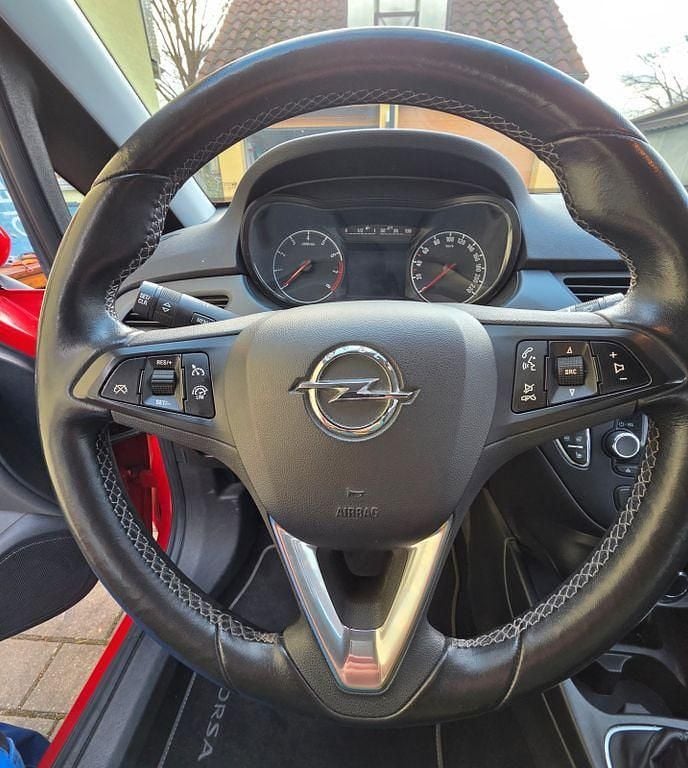 Gebraucht Opel Corsa Edition 101 PS (74 kW) 2018 Rot Kleinwagen