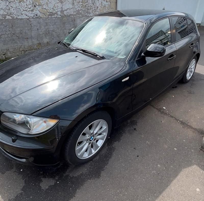 Brugt BMW 116 122 HK (89 kW) 2010 Sort Hatchback