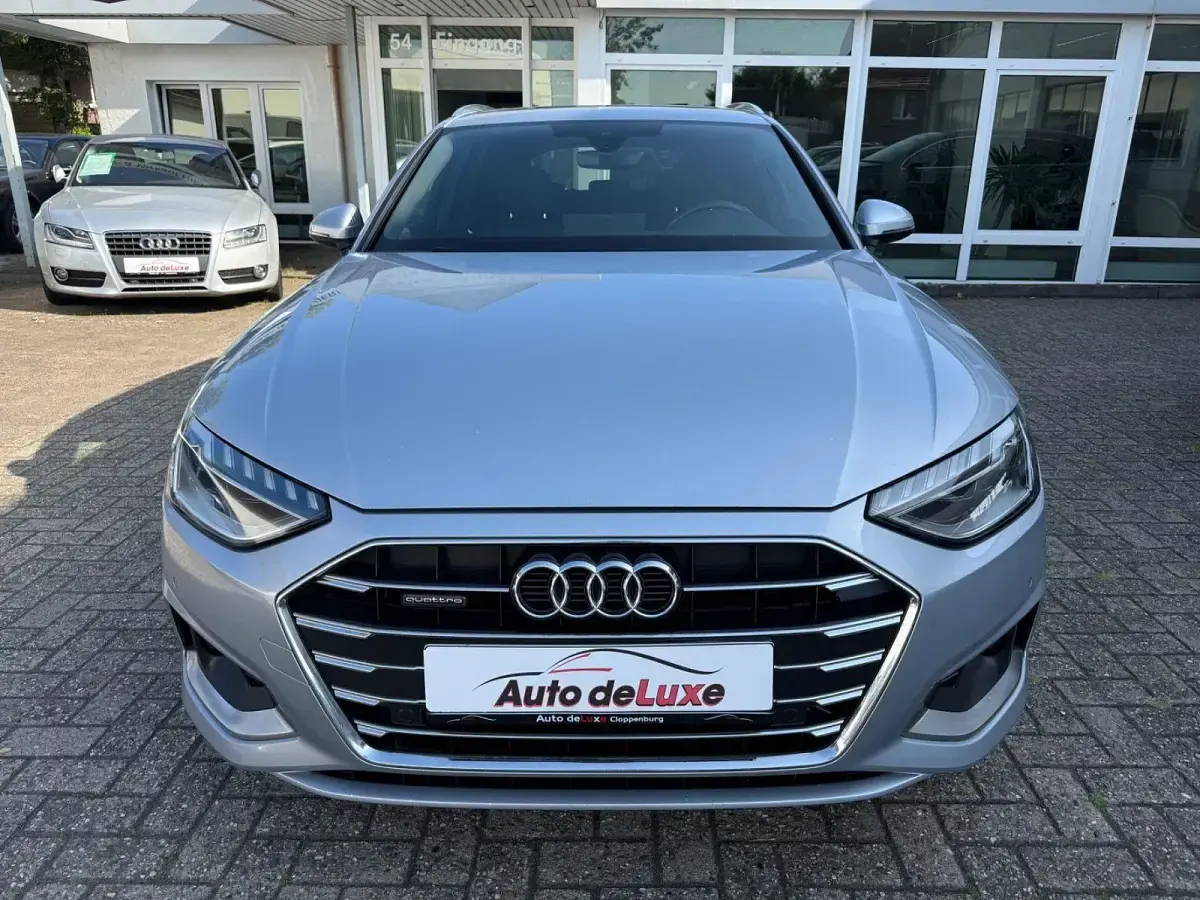 Gebraucht Audi A4 S-Line 204 PS (150 kW) 2022 Silber Kombi