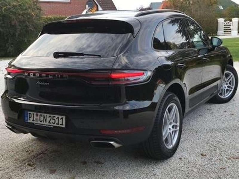 Second-hand Porsche Macan 245 CP (180 kW) 2019 Negru SUV