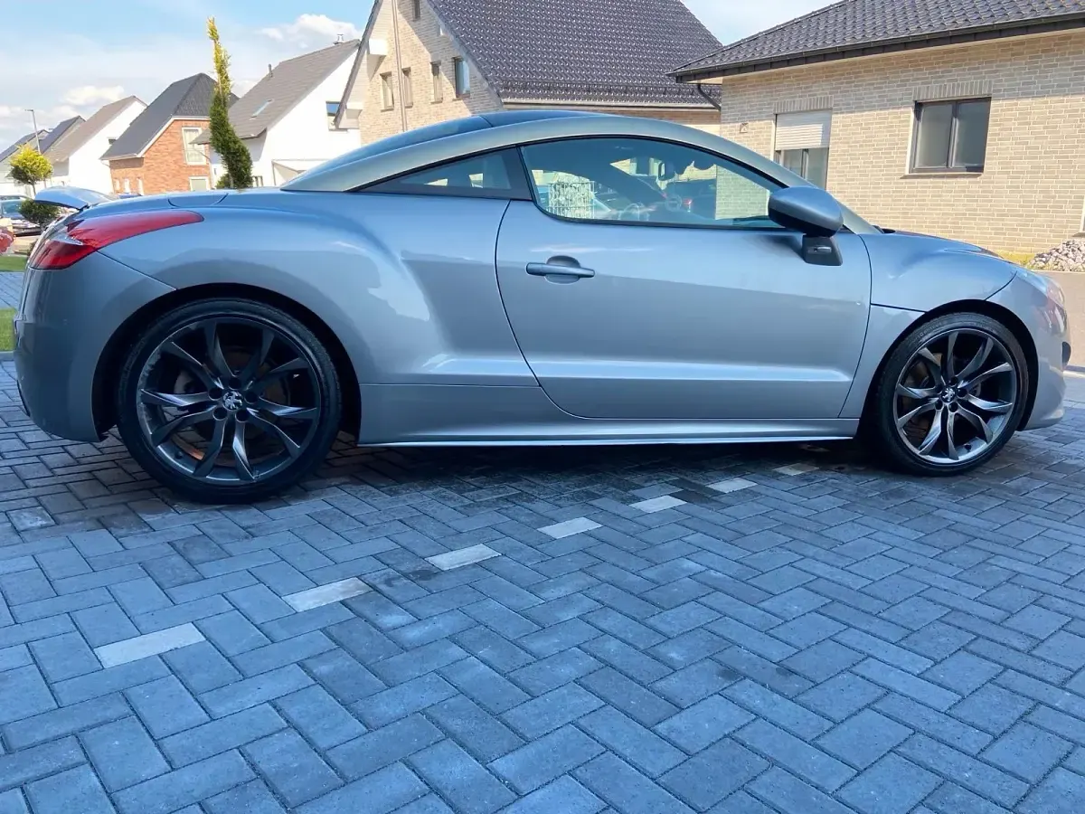 Gebraucht Peugeot RCZ 156 PS (114 kW) 2010 Grau Coupé