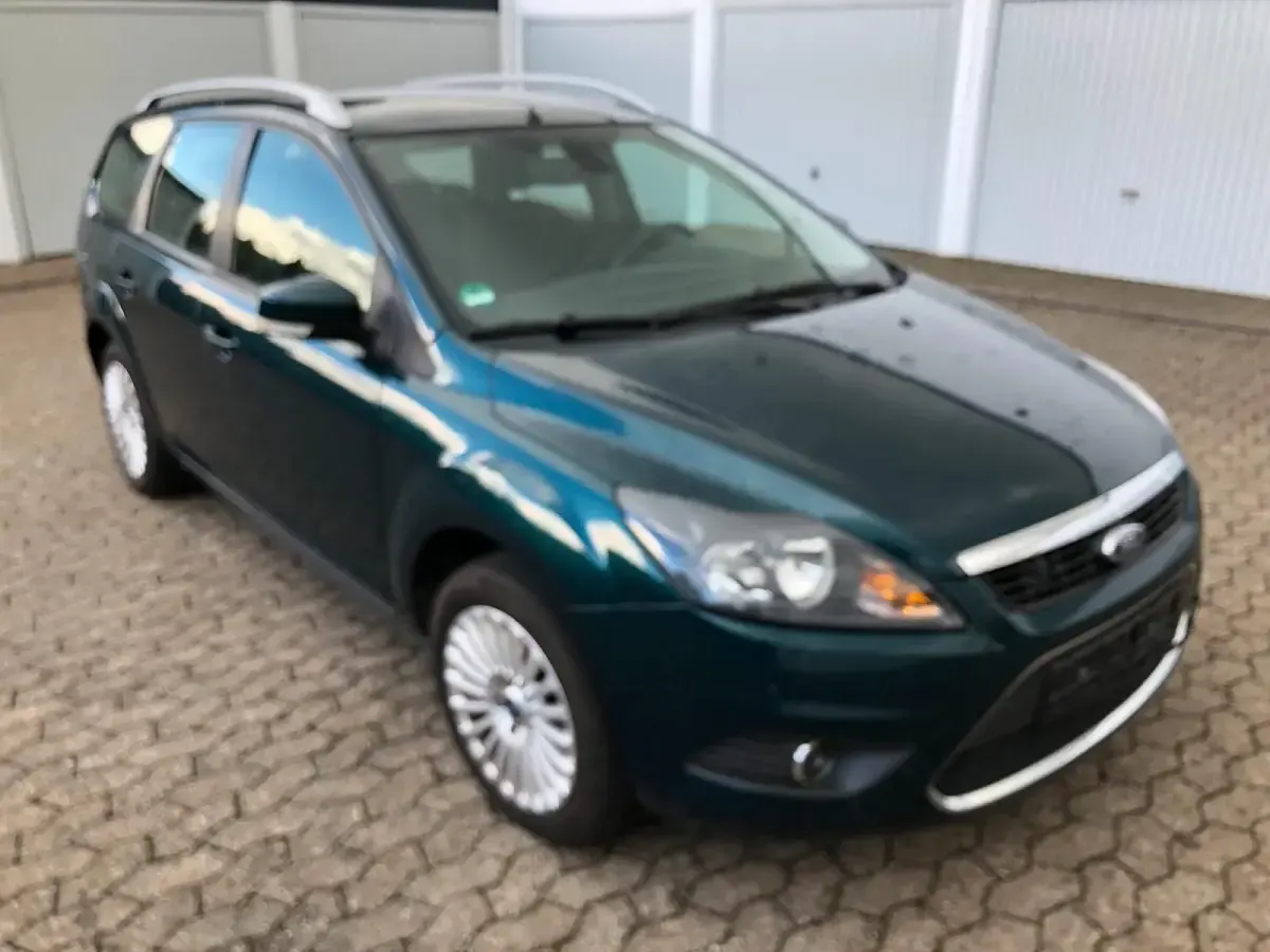 Second-hand Ford Focus 125 CP (91 kW) 2009 Gri Break
