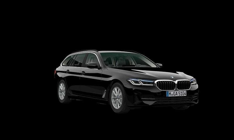 Gebraucht BMW 540 340 PS (250 kW) 2022 Schwarz ii/bonnet fluid black Kombi