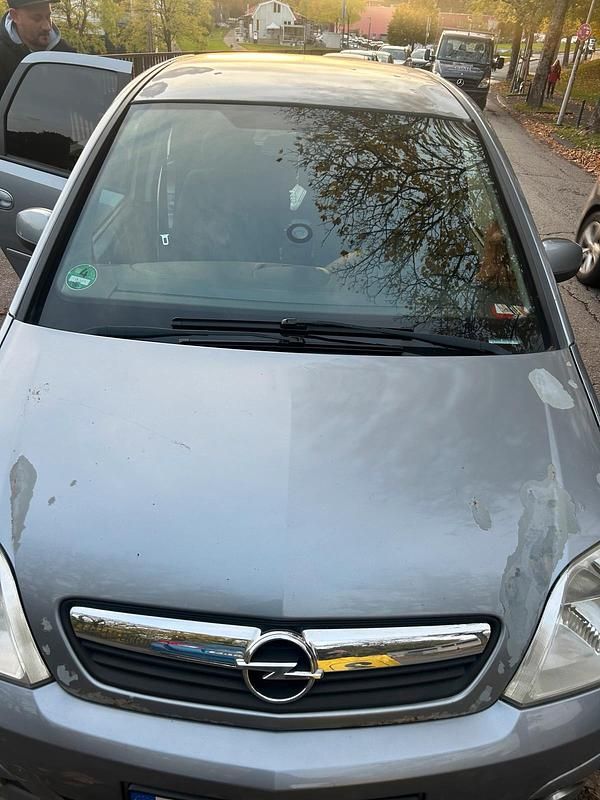 Silber Gebraucht 2006 Opel Meriva Van / Kleinbus | 850 € (Guter Preis) - Bild 1/3