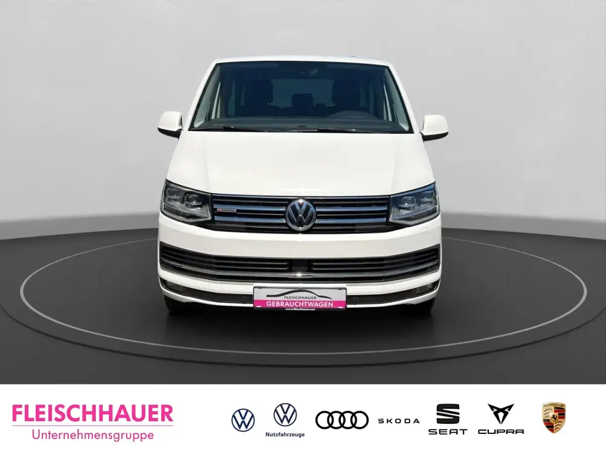 Gebraucht VW Caravelle Highline 199 PS (146 kW) 2018 Weiss Van