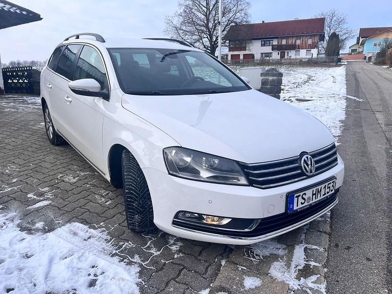 Gebraucht VW Passat Comfortline 140 PS (102 kW) 2014 Weiß Kombi