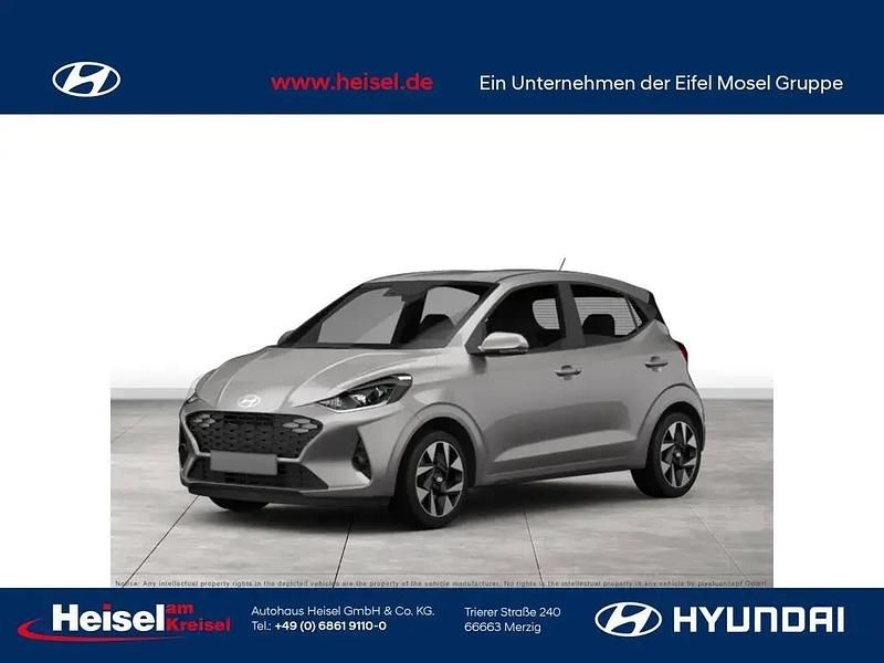 Lumen grey / mic Gebraucht 2024 Hyundai i10 Trend Kleinwagen | 16.660 € (Fairer Preis) - Bild 1/4