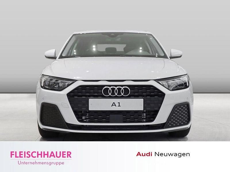 Neu Audi A1 Sportback Sport 116 PS (85 kW) 2025 Weiß Kleinwagen