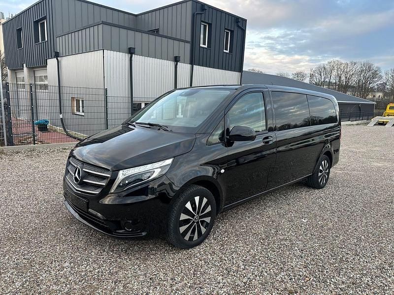 Gebraucht Mercedes Vito 190 PS (139 kW) 2020 Schwarz Van