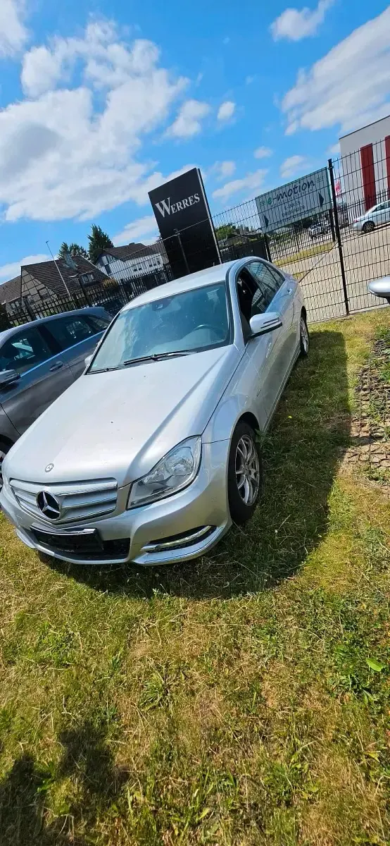 Gebraucht Mercedes C180 156 PS (114 kW) 2011 Grau Limousine