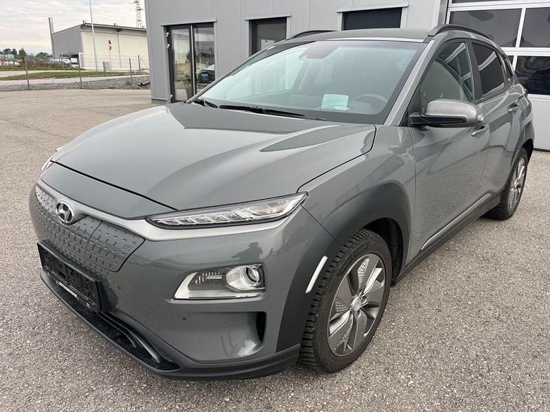 Grau Gebraucht 2020 Hyundai Kona Premium SUV | 17.493 € (Guter Preis) - Bild 1/4