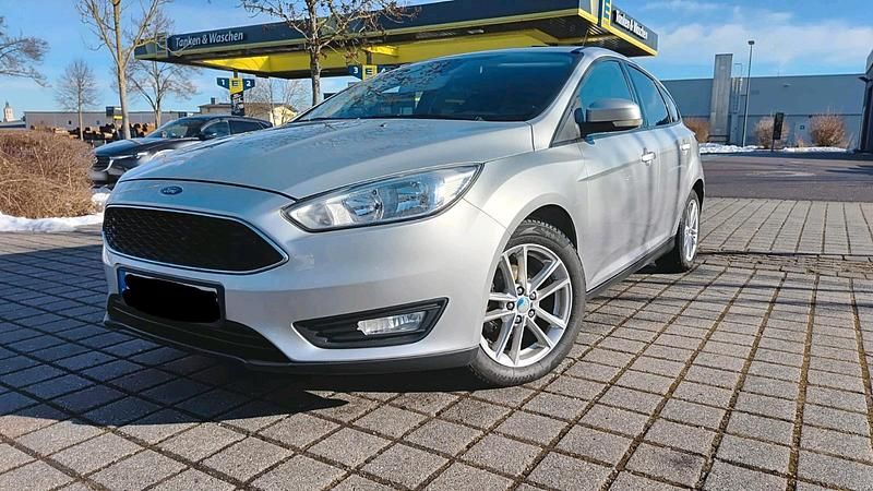 Usata Ford Focus 115 CV (84 kW) 2014 Utilitaria