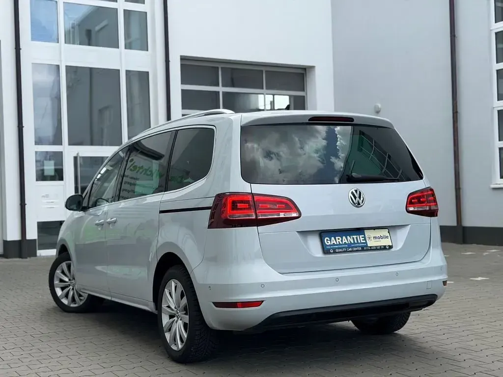Gebraucht VW Sharan Highline 177 PS (130 kW) 2019 Weiß Van / Kleinbus
