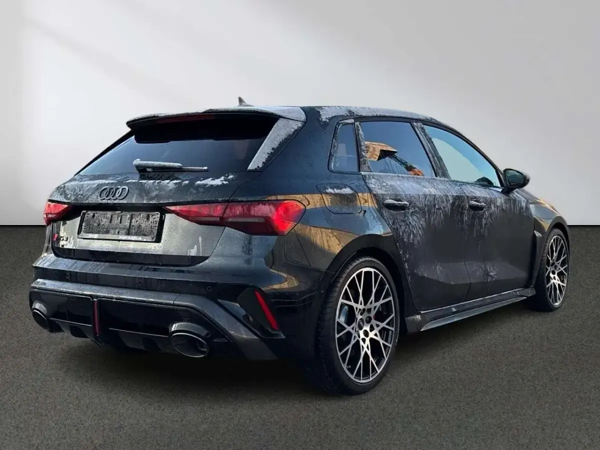 Gebraucht Audi RS3 Sport 400 PS (294 kW) 2026 Mythosschwarz Limousine