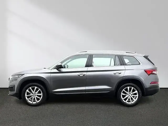 Gebraucht Skoda Kodiaq Style 150 PS (110 kW) 2024 Grau SUV