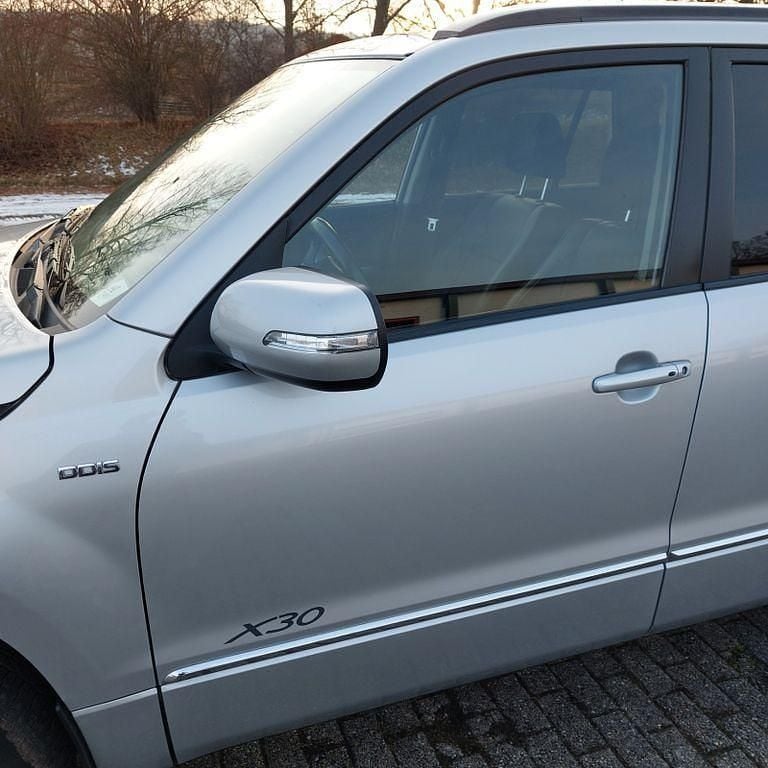 Gebraucht Suzuki Grand Vitara 129 PS (94 kW) 2013 Silber SUV