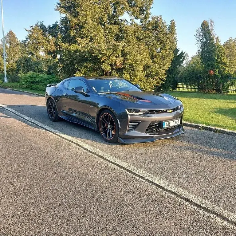 Second-hand Chevrolet Camaro 453 CP (333 kW) 2017 Gri