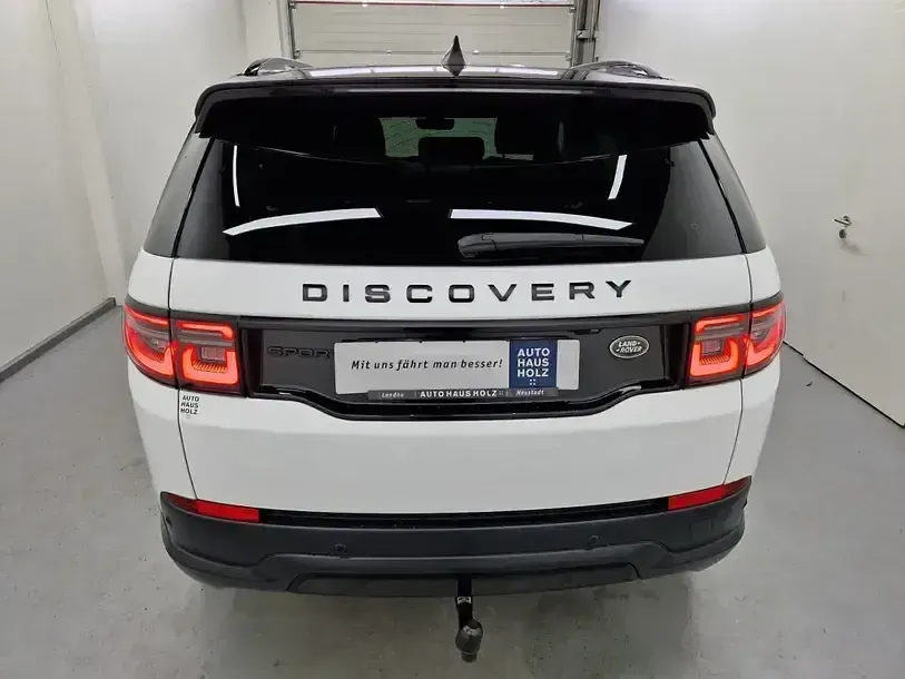 Gebraucht Land Rover Discovery Sport 163 PS (119 kW) 2021 Fuji white SUV