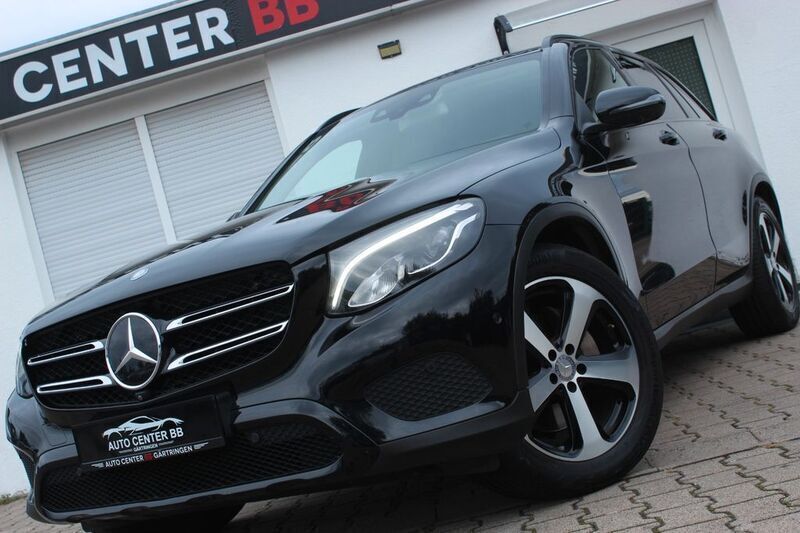 Schwarz Gebraucht 2016 Mercedes GLC220 Exclusive SUV | 21.950 € (Fairer Preis) - Bild 1/4