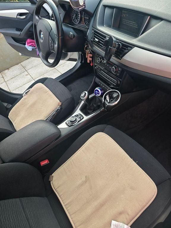 Gebraucht BMW X1 143 PS (105 kW) 2012 Weiß SUV